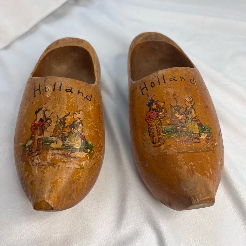 Vintage 1950’s Kids Wooden Dutch Clogs with Holland Design - Picture 2 of 8